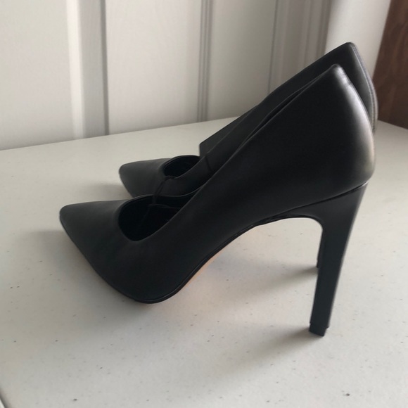 forever 21 black pumps